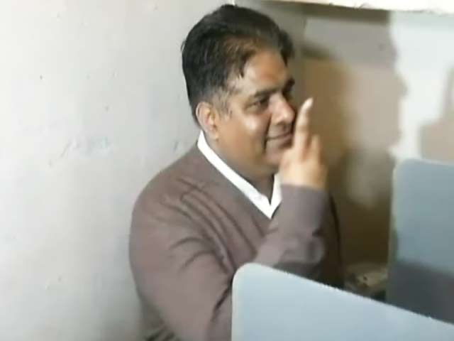 राजस्थान : लोकसभा की दो और विधानसभा की एक सीट के उपचुनाव के लिए मतदान जारी