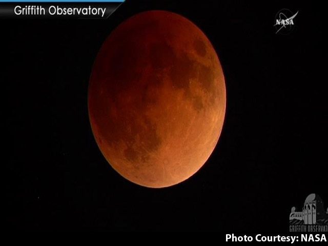 'Super Blue Blood Moon' Visible In India, Millions Watch Across The World