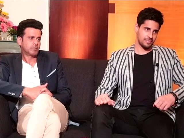 <i>Aiyaary</i> Stars Sidharth Malhotra & Manoj Bajpayee On Patriotism And Nationalism