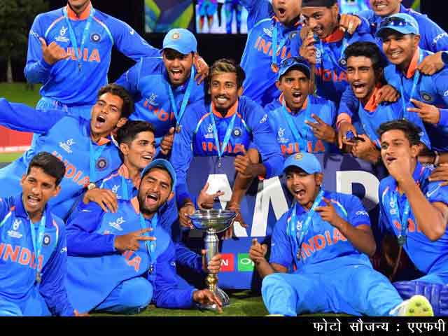 Videos : मनजोत कालरा के धमाकेदार नाबाद शतक की बदौलत टीम इंडिया फिर बनी अंडर 19 चैंपियन