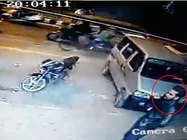 Before Photographer's Murder On Delhi Road, His Last Moments On CCTV