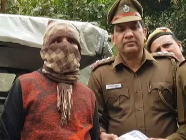 दिल्ली पुलिस के हत्थे चढ़ा शार्प शूटर तनवीर