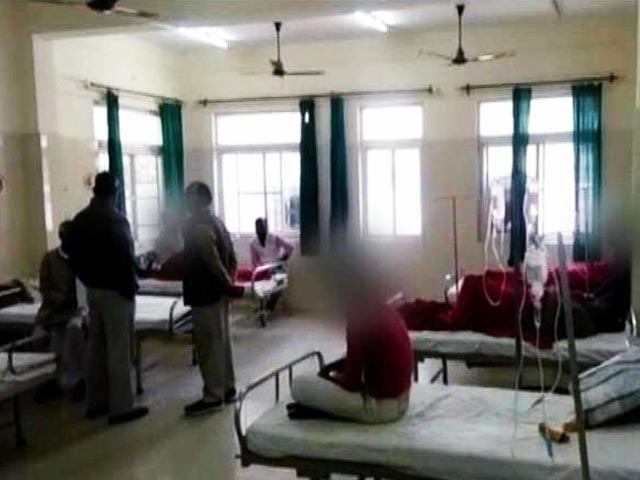 यूपी में 21 लोगों को महंगा पड़ा झोलाछाप डॉक्‍टर का इलाज