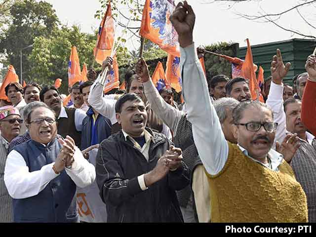 Video : RSS-Affiliated Union Wants Budget Reviewed, Threatens Massive Protest