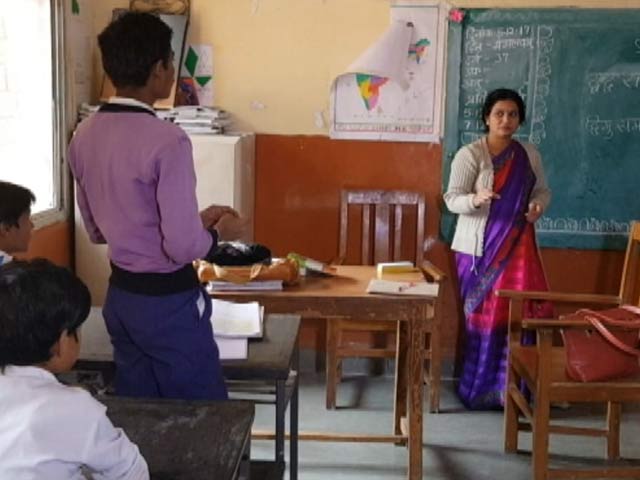 Dress Code For Over 2.5 Lakh Madhya Pradesh Teachers, To Get NIFT-Designed Jackets