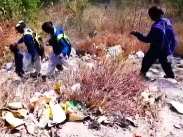 स्‍कूल की राह में कितने कांटे?