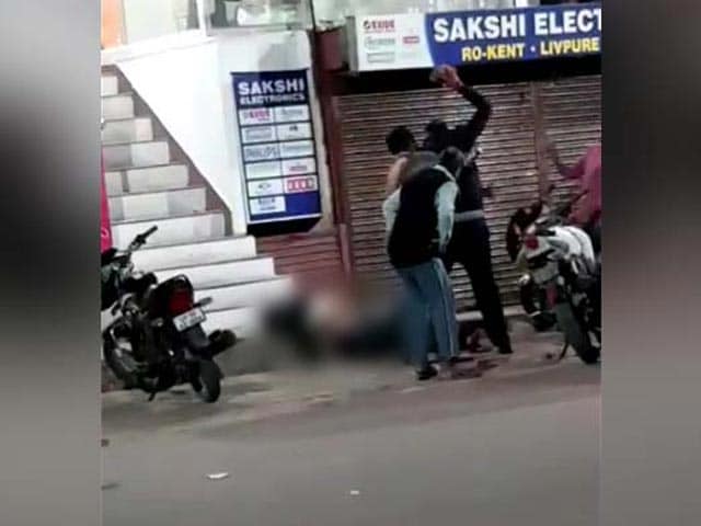 Video : Law Student, 26, Beaten To Death Outside Restaurant In UP, Horror On Video