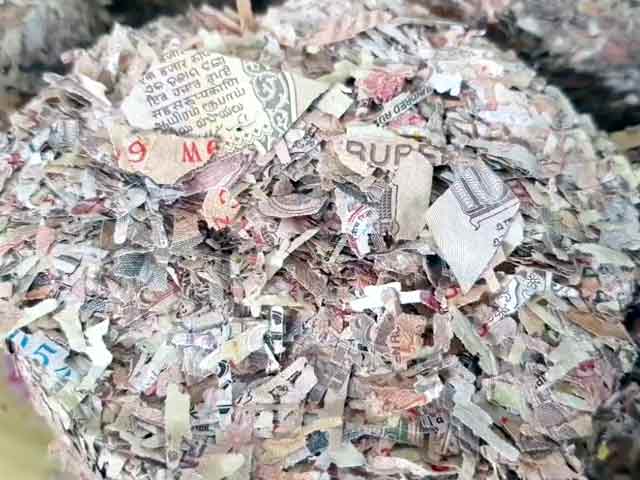 चेन्नई: पुराने बंद नोटों से बन रही हैं नई फाइलें