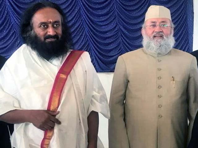 Video : Muslim Law Board Removes Cleric Who Met Sri Sri To Discuss Ayodhya Issue