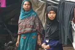 उत्तर प्रदेश: बूचड़खानों में बैन का एक साल, परेशान है कसाई बिरादरी उत्तर प्रदेश: बूचड़खानों में बैन का एक साल, परेशान है कसाई बिरादरी