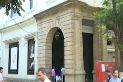 ED Raids At Nirav Modi's Mumbai Boutique ED Raids At Nirav Modi's Mumbai Boutique