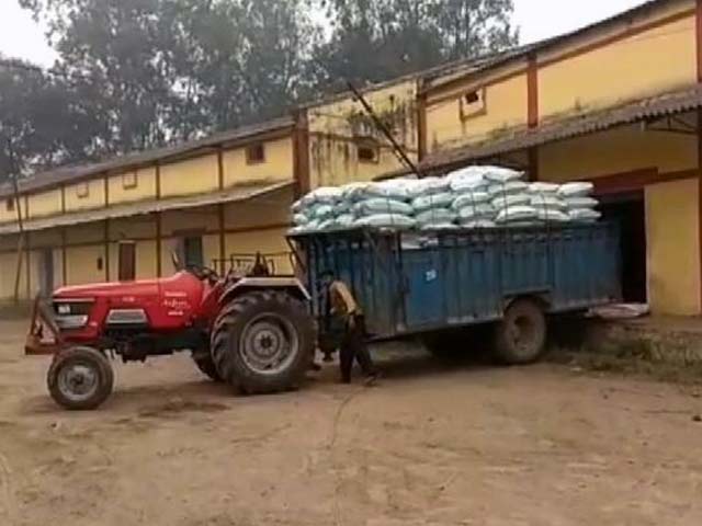 Videos : उत्तर प्रदेश में किसानों के साथ बड़ा धोखा