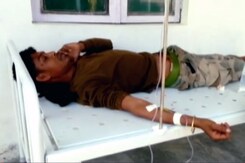 छत्तीसगढ़ : नक्सलियों और पुलिस में मुठभेड़, 2 जवान शहीद छत्तीसगढ़ : नक्सलियों और पुलिस में मुठभेड़, 2 जवान शहीद