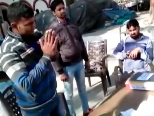 यूपी में बदमाशों के खिलाफ पुलिस के सख्त तेवर, 25 हजार का इनामी बदमाश ढेर