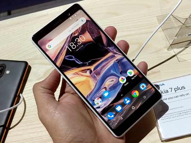 नोकिया 7 प्लस पहली नज़र में...