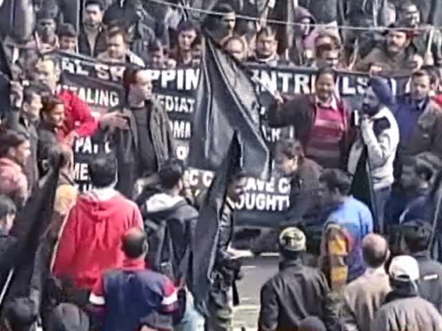 रेस्तरां शिफ्ट करने के लिए 6 महीने