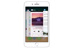 360 Daily: 6.5-Inch iPhone Rumoured with Dual-SIM Option, And More 360 Daily: 6.5-Inch iPhone Rumoured with Dual-SIM Option, And More