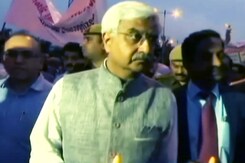 मुख्य सचिव बदसलूकी मामला : अफसरों ने निकाला कैंडल लाइट मार्च मुख्य सचिव बदसलूकी मामला : अफसरों ने निकाला कैंडल लाइट मार्च
