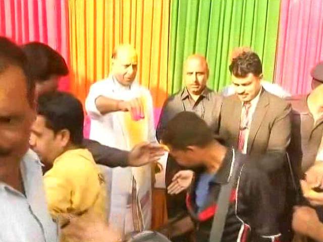 Soldiers And Politicians Celebrates Holi