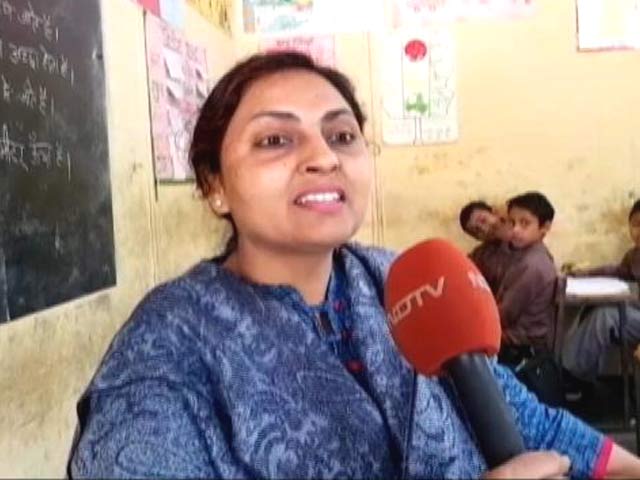 MCD के टीचर्स को 3 महीने से सैलरी नहीं