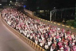 Thousands Of Farmers In Mumbai On Overnight March Before Showdown Today Thousands Of Farmers In Mumbai On Overnight March Before Showdown Today