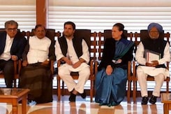 बड़ी खबर: क्या 2019 में बनेगा ऐंटी BJP फ्रंट ? बड़ी खबर: क्या 2019 में बनेगा ऐंटी BJP फ्रंट ?