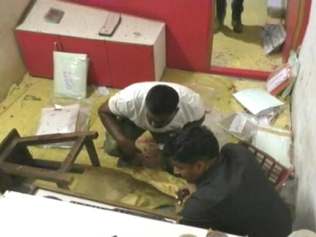 TopNews@8AM : महाराष्ट्र में पार्सल में धमाका, 2 लोग घायल