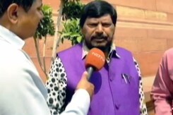 SC/ST ऐक्ट में बदलाव पर बवाल SC/ST ऐक्ट में बदलाव पर बवाल