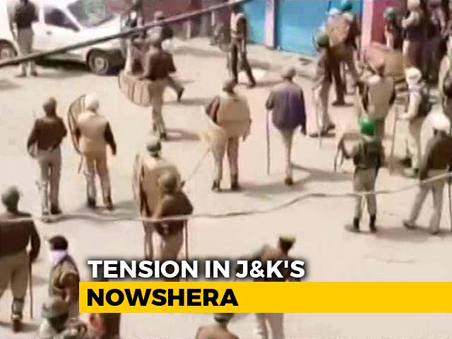 Video : Demand For Separate District, Over 30 Injured In Clashes In Nowshera