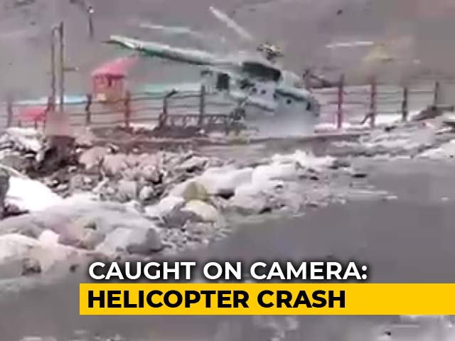 Air Force Helicopter Crashes Near Kedarnath Temple. Caught On Camera