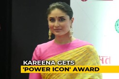 Kareena Kapoor Khan Gets 'Power Icon' Award Kareena Kapoor Khan Gets 'Power Icon' Award