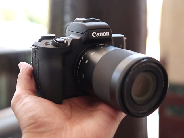 Canon EOS M50 Mirrorless Camera With Interchangeable Lens First Look