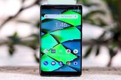 Nokia 8 Sirocco Review: Is The Best Looking Nokia Phone A Flagship Killer? Nokia 8 Sirocco Review: Is The Best Looking Nokia Phone A Flagship Killer?