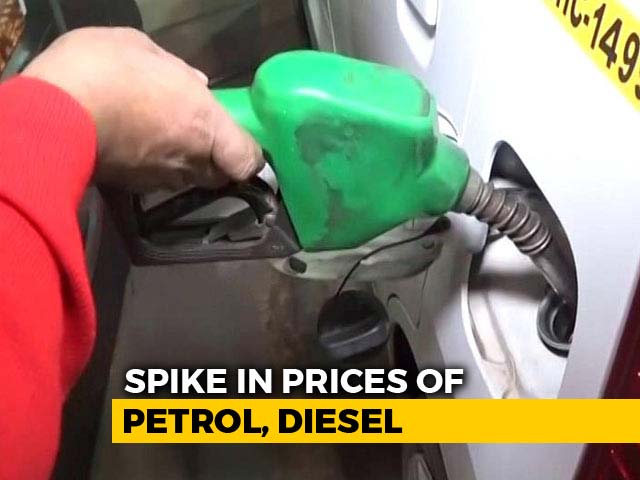 Video : Petrol Price Surges To Rs. 74.07 In Delhi, Highest Since September 2013