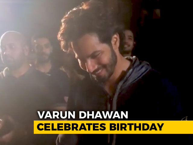 Varun Dhawan Celebrates His Birthday On <i>Kalank</i> Sets
