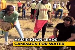 Aamir Khan, Alia Bhatt Launch Third Edition Of Water Cup In Maharashtra Aamir Khan, Alia Bhatt Launch Third Edition Of Water Cup In Maharashtra