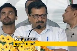 दिल्ली में सीसीटीवी कैमरा लगाने को लेकर सियासत शुरू दिल्ली में सीसीटीवी कैमरा लगाने को लेकर सियासत शुरू