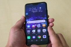 Honor 10 First Look: Design, Camera, and More Honor 10 First Look: Design, Camera, and More