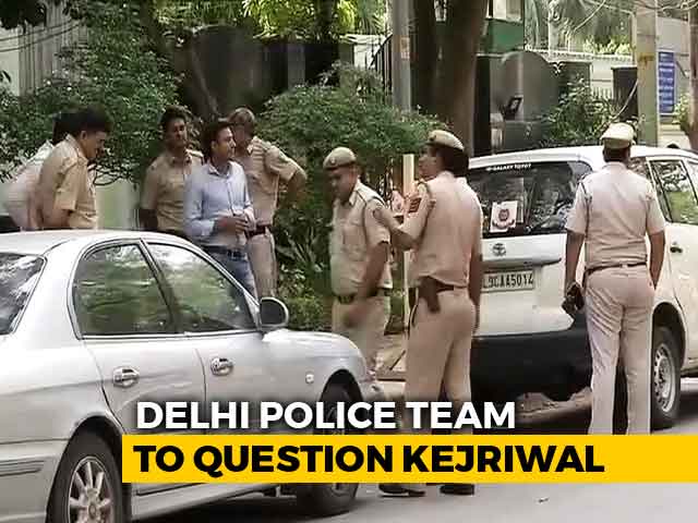 Video : Delhi Police At Arvind Kejriwal Home Again, This Time To Question Him