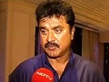 Actor Sarathkumar collects blankets for people battling cold