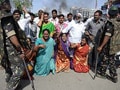 Video : Telangana: Seemandhra on emergency mode, power crisis cripples hospitals, trains