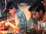 Video : तालेबंदी की कगार पर अलीगढ़ का ताला उद्योग