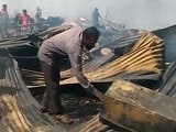 Video : दिल्ली : वसंत कुंज के पास आग में 500 झुग्गियां खाक