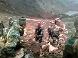 Videos : भारतीय सीमा में दीवार गिराते वीडियो में कैद हुए चीनी सैनिक