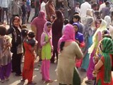 Videos : ख़ौफ़ में त्रिलोकपुरी की महिलाएं
