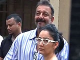 Videos : संजय दत्त की अर्ज़ी ख़ारिज, फिर पहुंचे येरवडा जेल