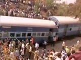 Video : 9 Dead, Over 100 Injured as Train Derails Near Tamil Nadu's Hosur