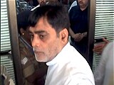 Video : पटना एयरपोर्ट पर नहीं चली केंद्रीय मंत्री रामकृपाल यादव की वीआईपीगिरी