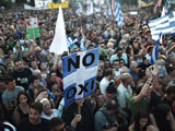 Video : Greece Set to Vote in Crucial Referendum