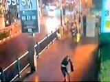Video : सीसीटीवी में कैद हुई थाईलैंड की राजधानी बैंकॉक में हुए आतंकी हमले की तस्वीरें